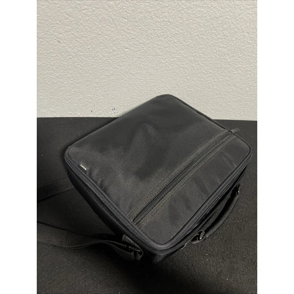 Sony VPL-CS3 LCD Data Projector + Wires & Carrying Case Tested
